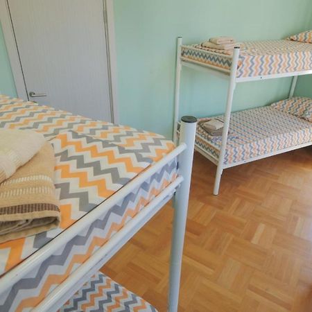 Stella Di Notte Vip Hostel เบลเกรด ภายนอก รูปภาพ