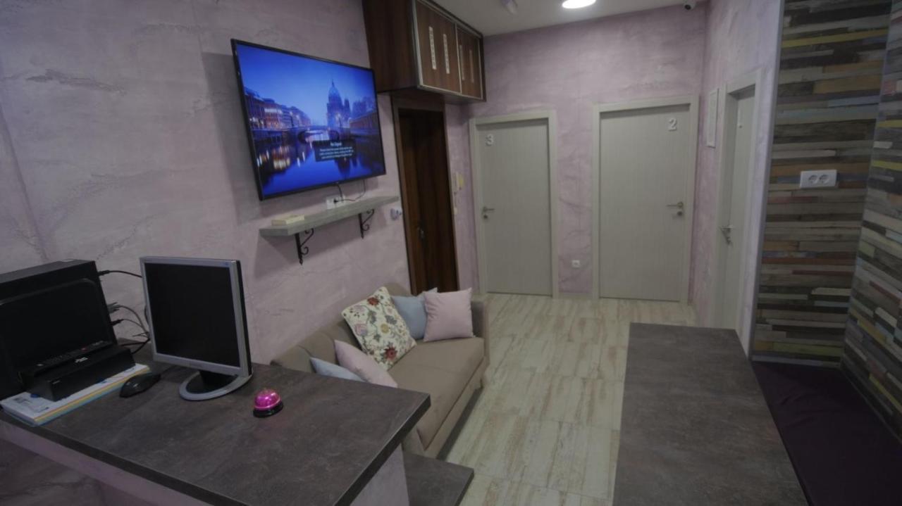 Stella Di Notte Vip Hostel เบลเกรด ภายนอก รูปภาพ