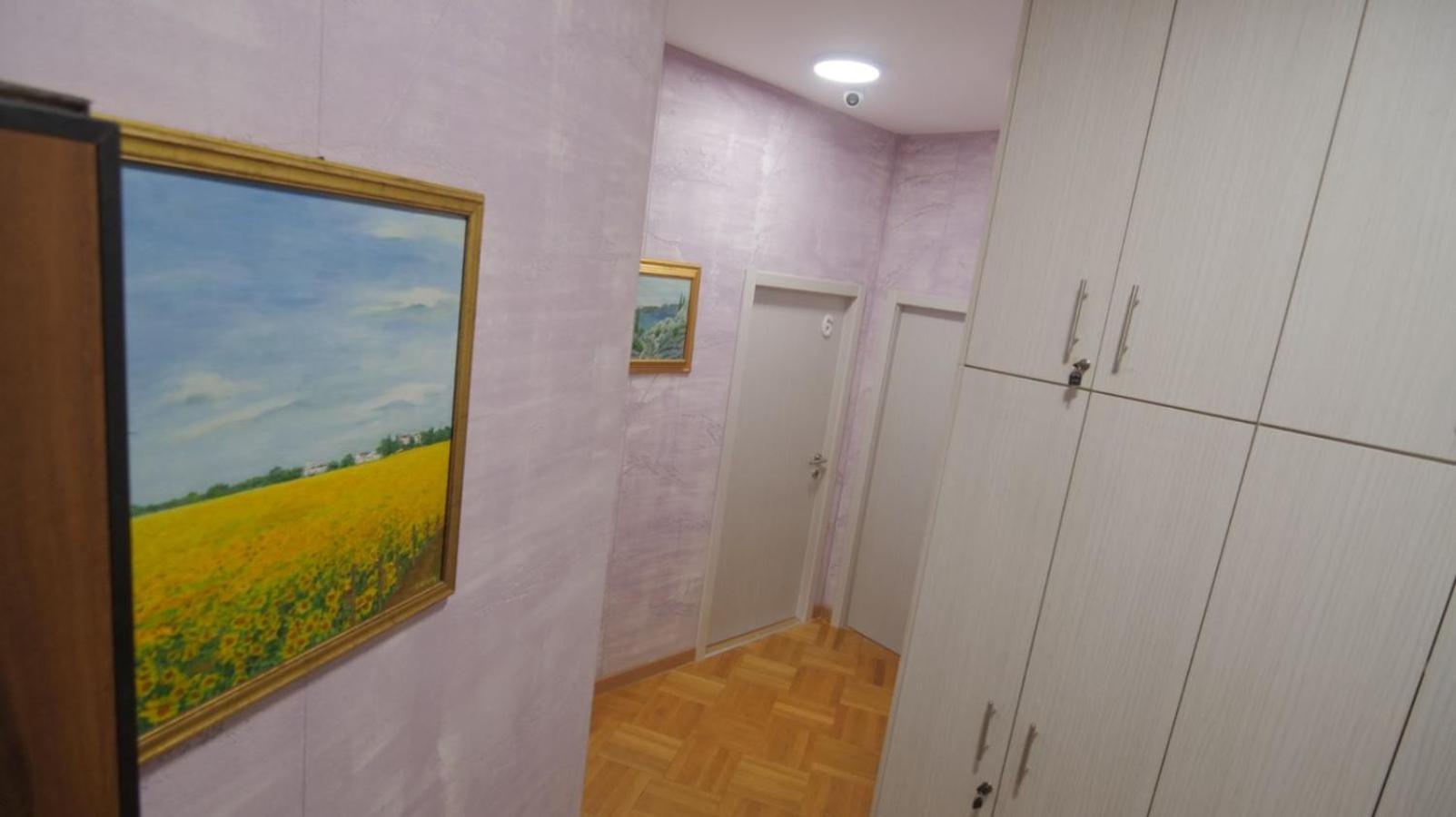 Stella Di Notte Vip Hostel เบลเกรด ภายนอก รูปภาพ