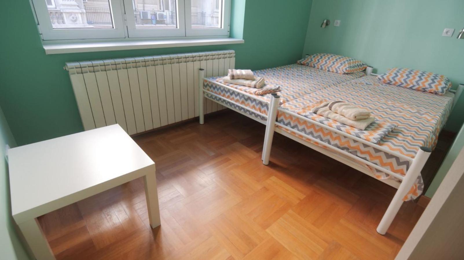 Stella Di Notte Vip Hostel เบลเกรด ภายนอก รูปภาพ