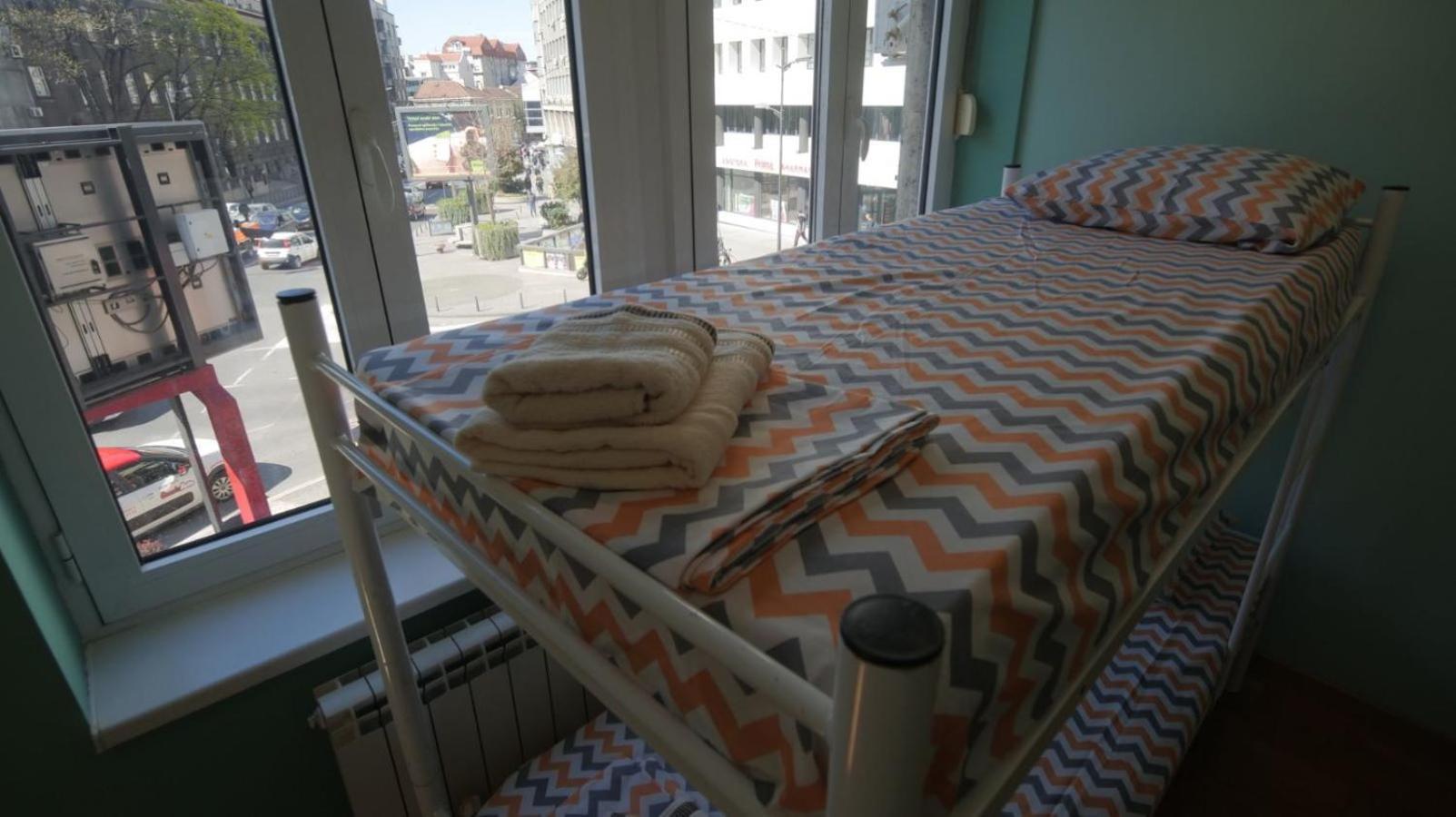 Stella Di Notte Vip Hostel เบลเกรด ภายนอก รูปภาพ