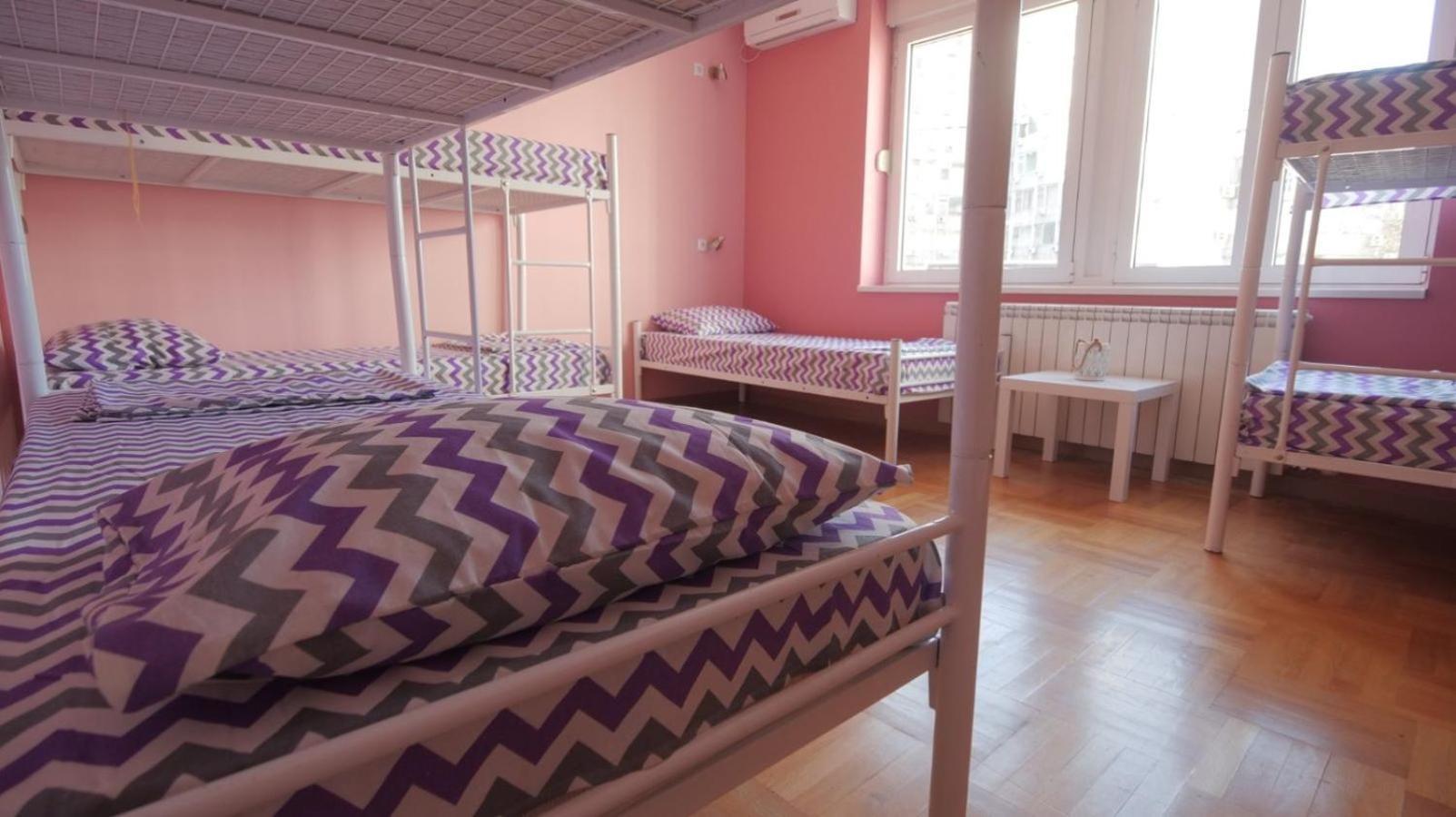 Stella Di Notte Vip Hostel เบลเกรด ภายนอก รูปภาพ